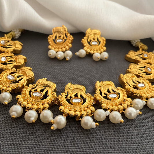 Aahat gaj pearl necklace set