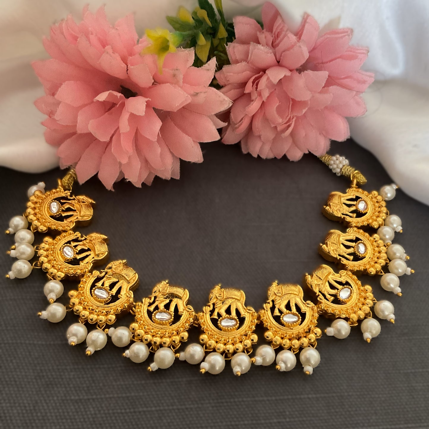 Aahat gaj pearl necklace set