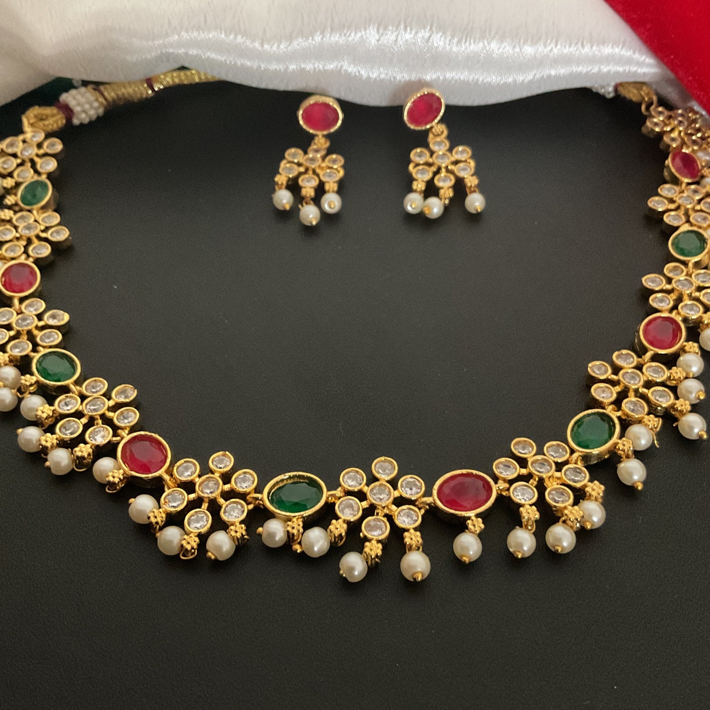 Charusila red green ad necklace set