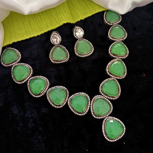 khumri green quartz victorian ad necklace set