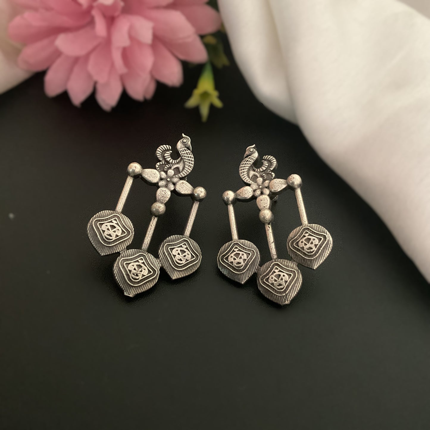 Morpankhi silver plated stud earring