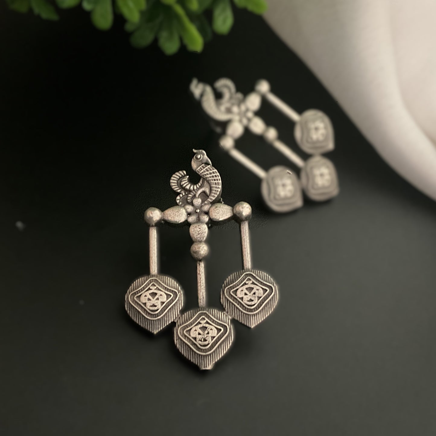 Morpankhi silver plated stud earring
