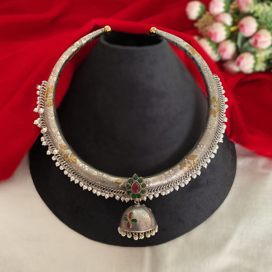 Wamiqa jhumki dual tone handcarved hasuli necklace