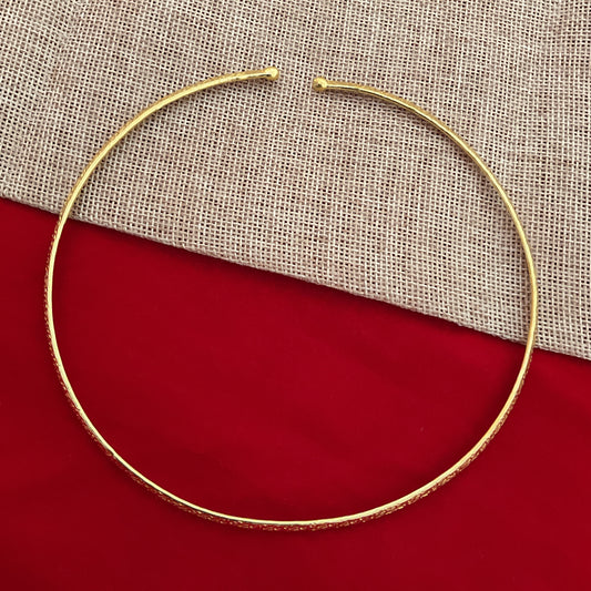 Farah carved gold plated brass hasuli necklace
