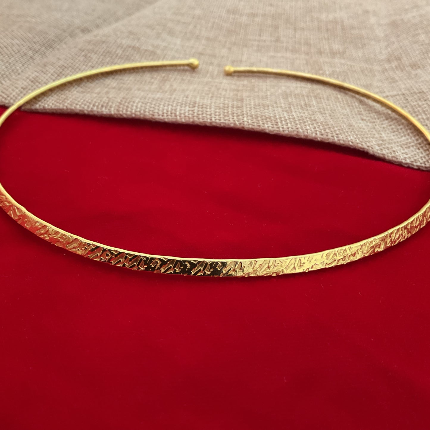 Farah carved gold plated brass hasuli necklace