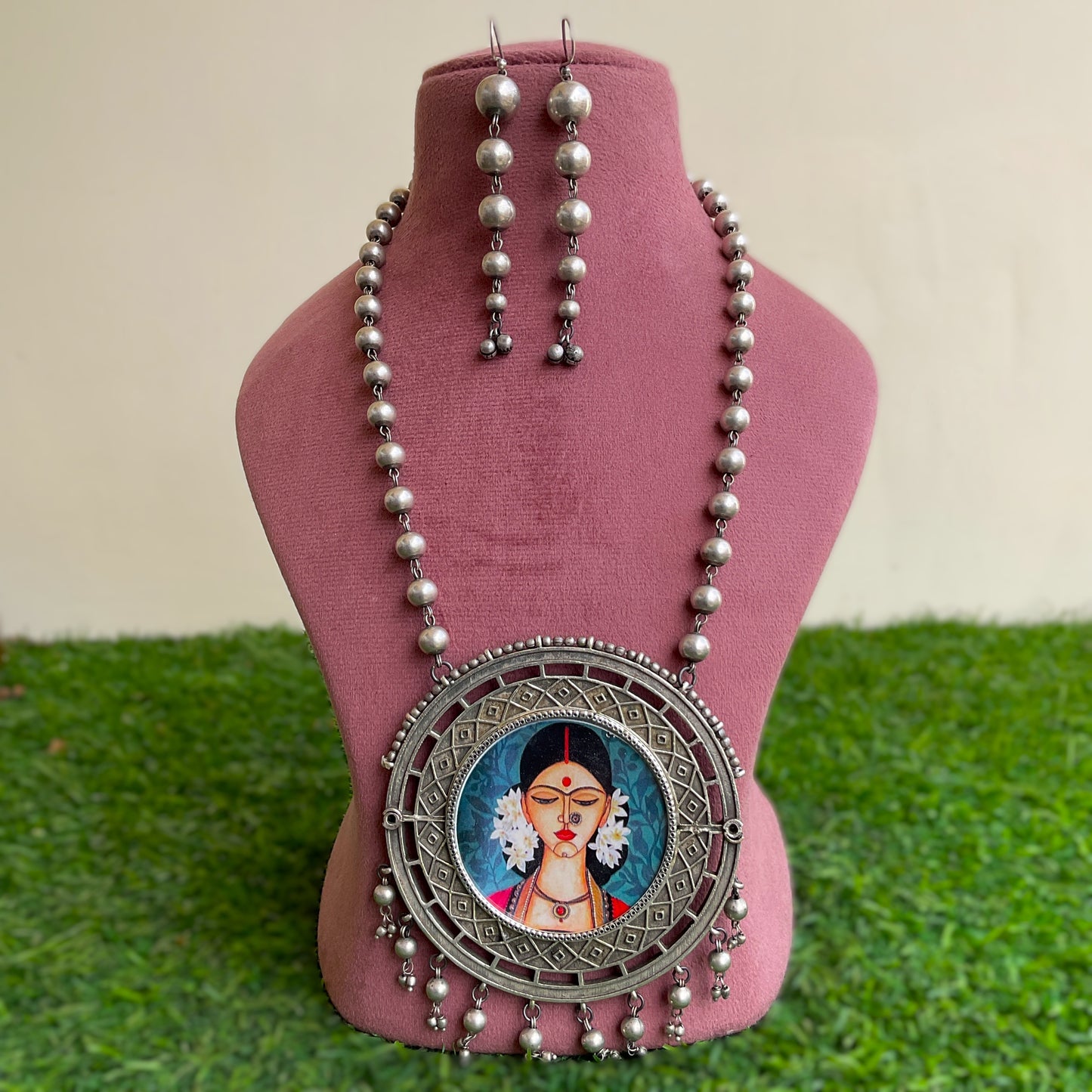 Mehrunisa lady painted silver plated ball chain necklace set for women