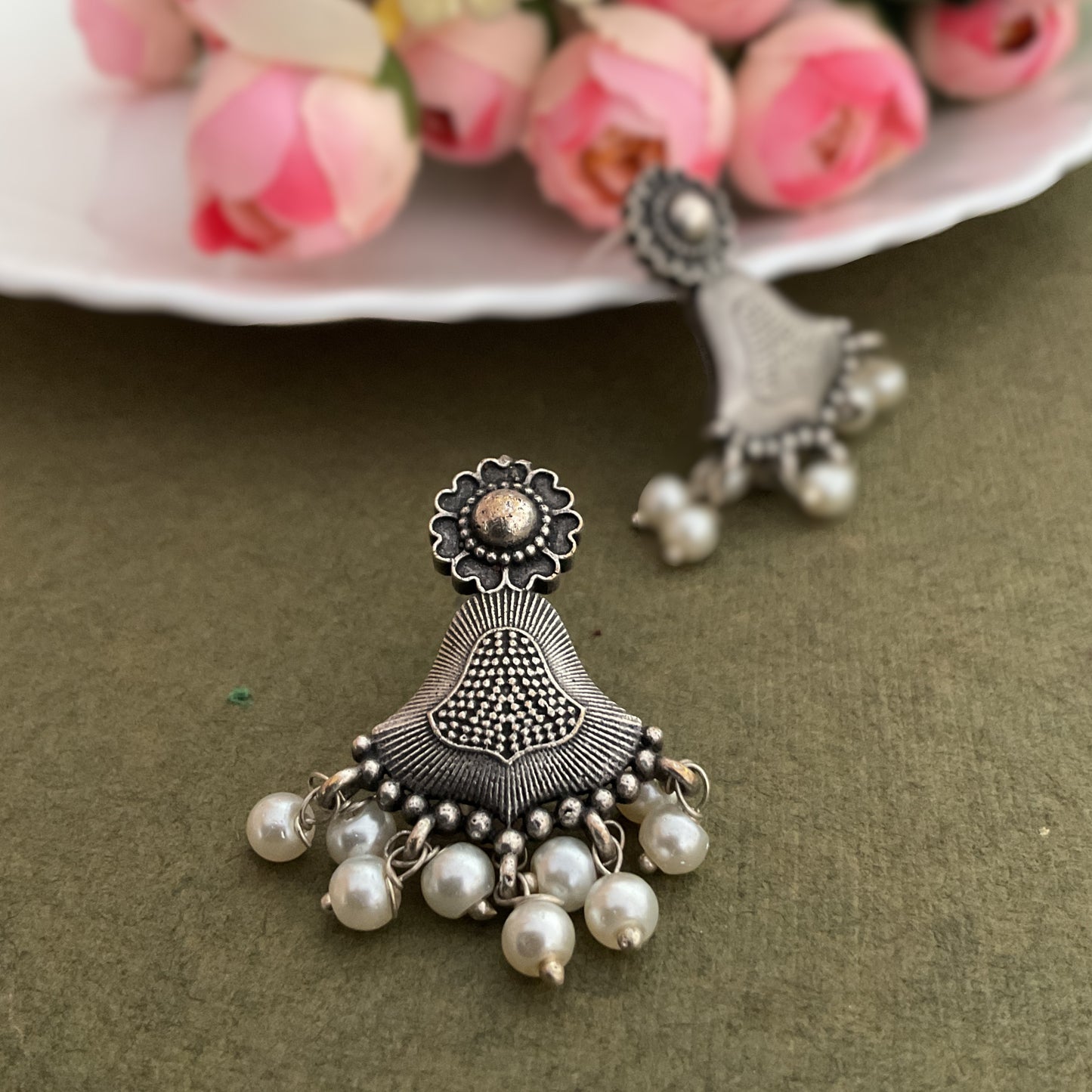 Ujjwala siver plated pearl earrings