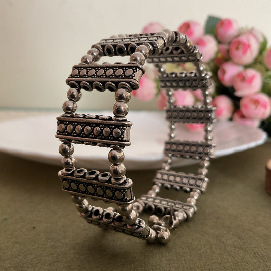 Kishvi antique Silver Oxidised Adjustable Bracelet