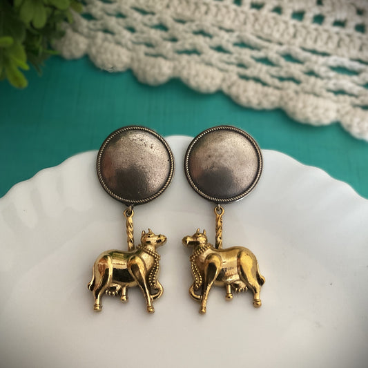 Nandi dual tone silver plated drop earring
