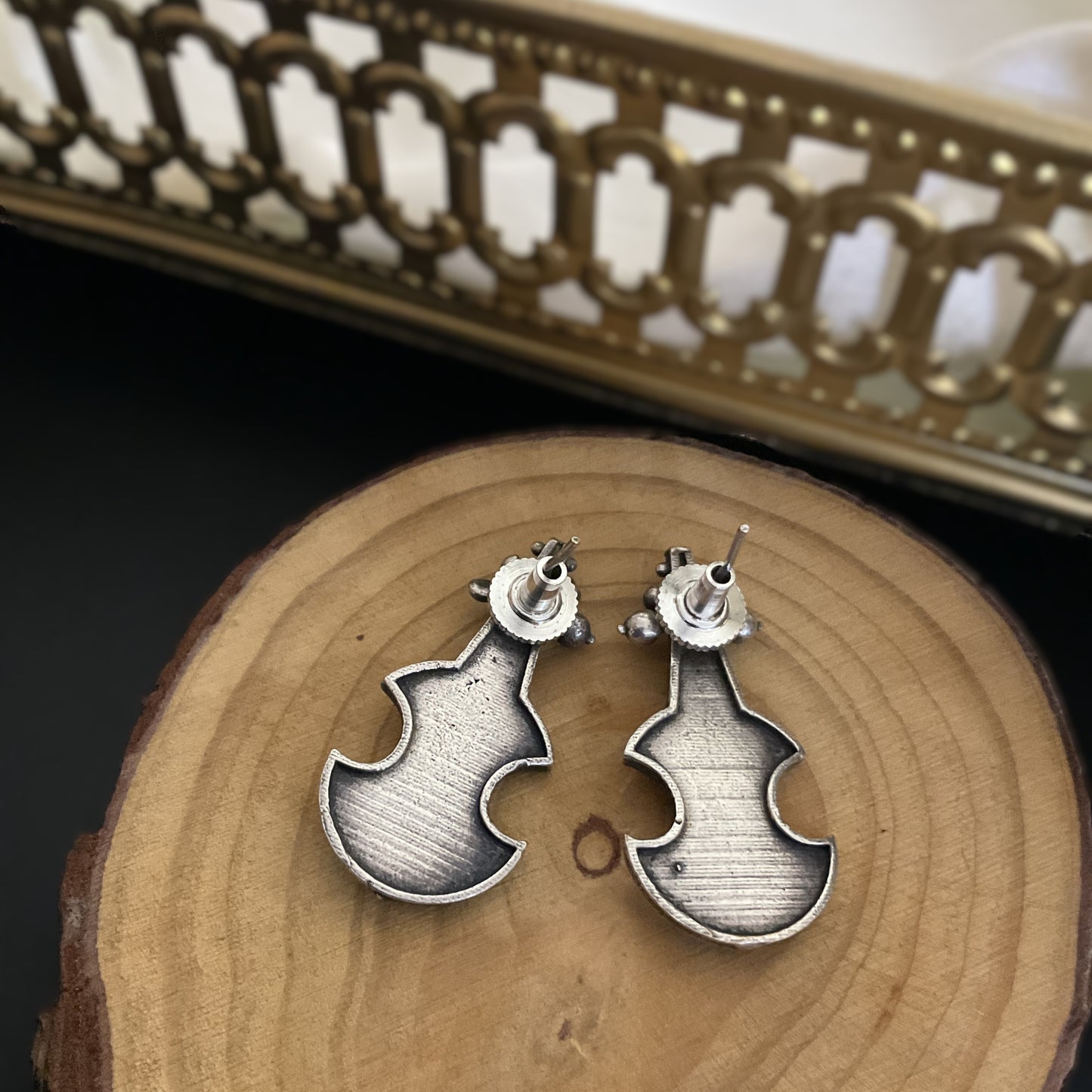 Monisha violin silver plated stud earring
