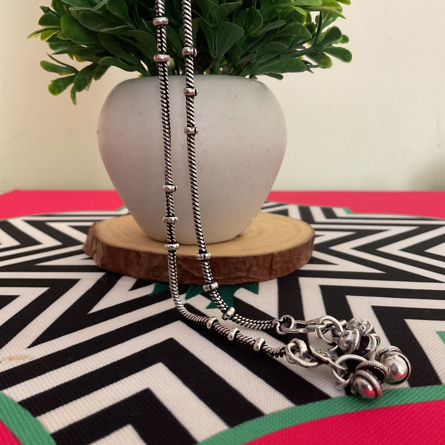 Kirthi silver pair of anklets (set of 2)