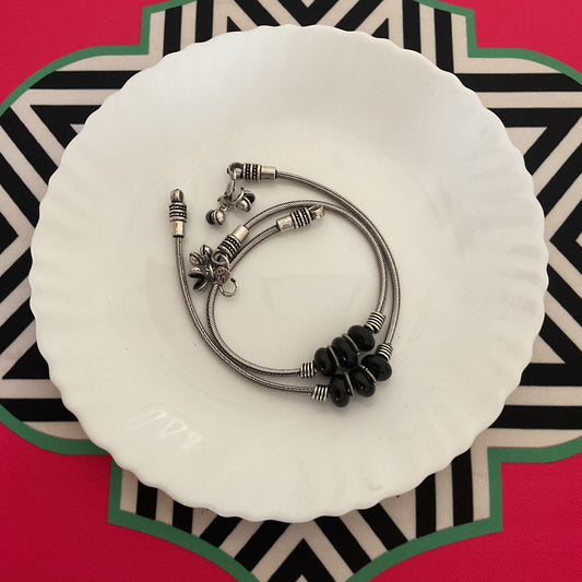 Amrut black stone silver pair of anklets