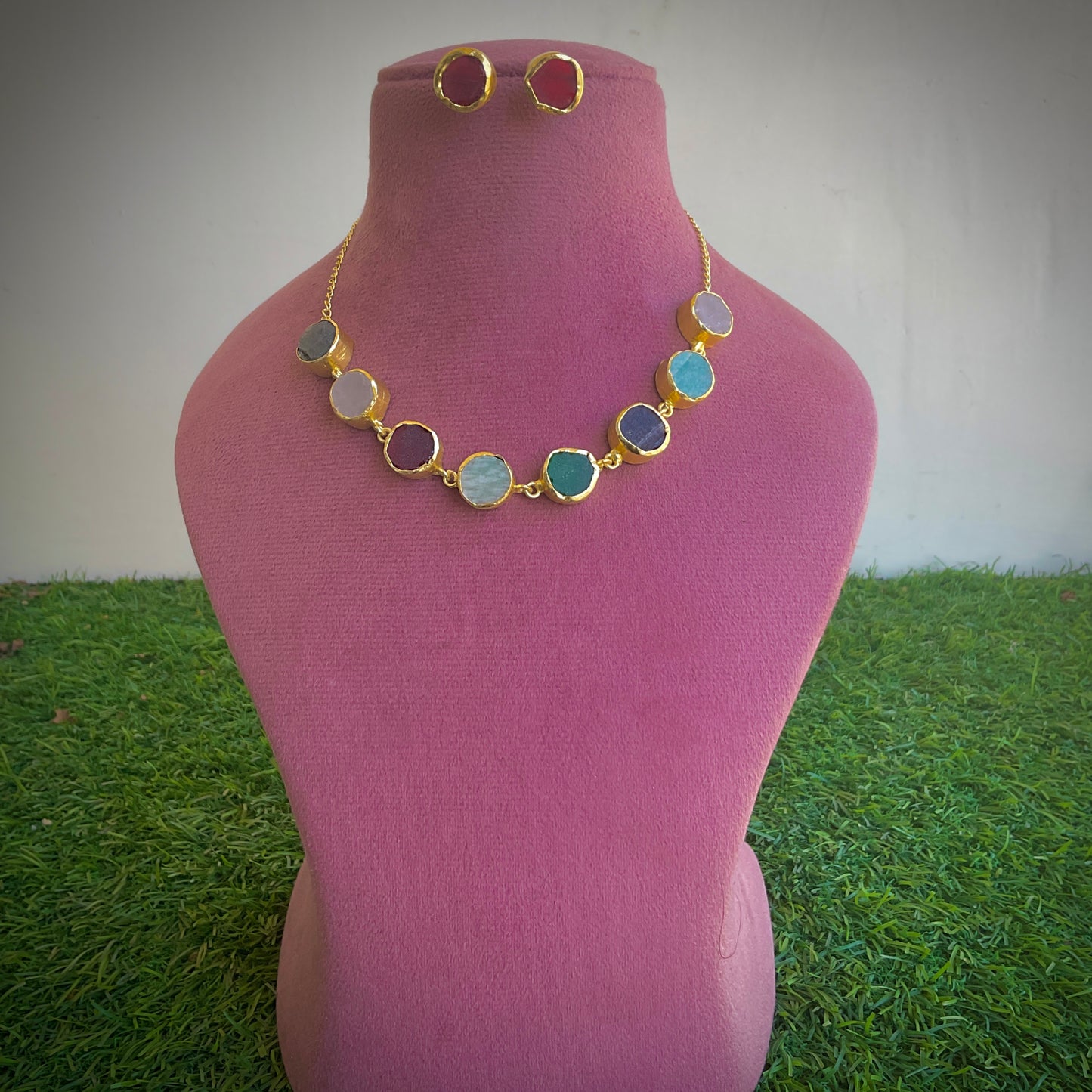 Seirra gold plated multicolored semiprecious stone choker cum necklace set with studs