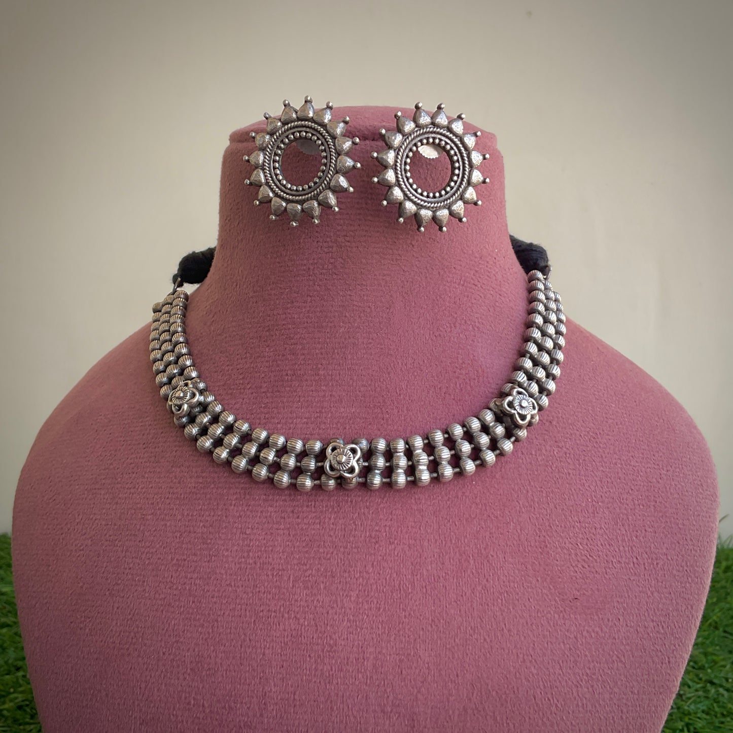 Saarika silver plated choker cum necklace with studs