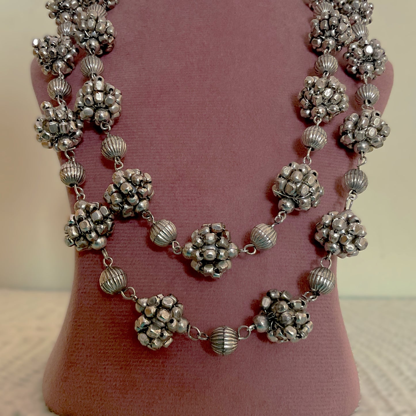 Ekarshi silver plated ball double layer necklace
