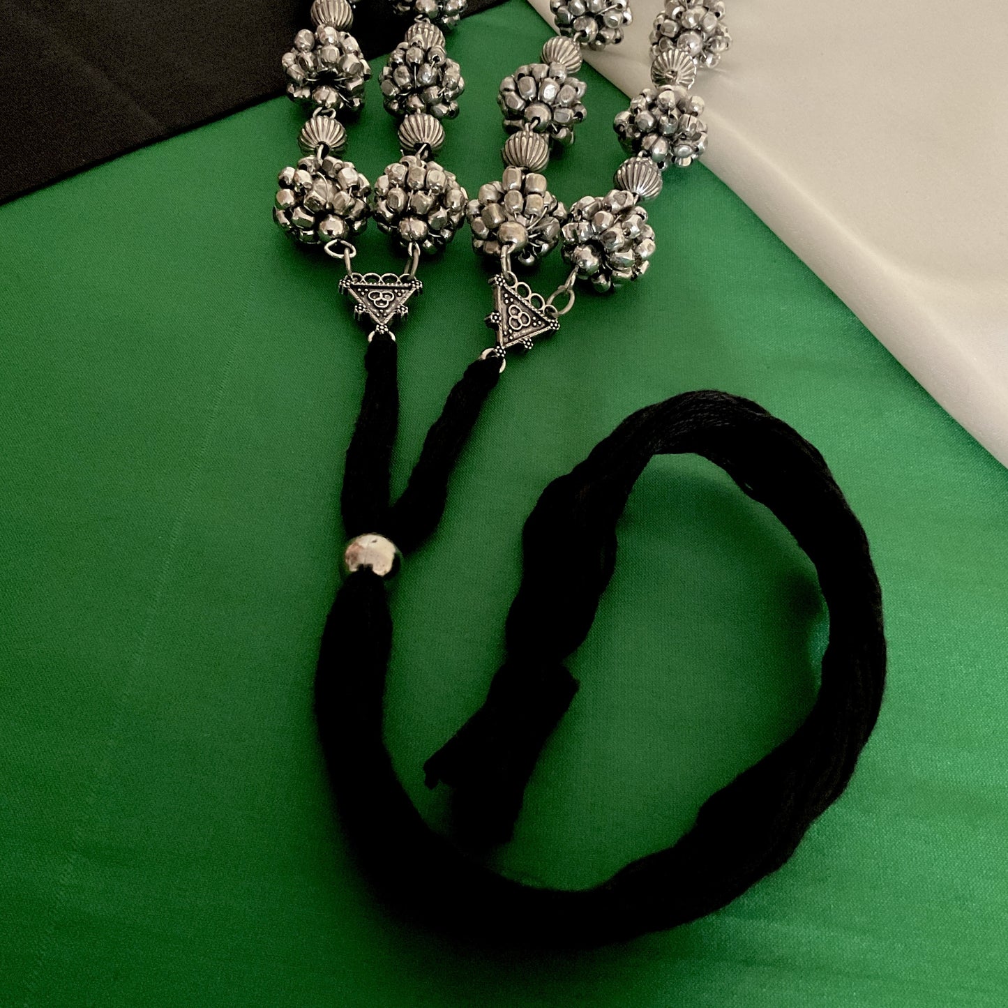 Ekarshi silver plated ball double layer necklace