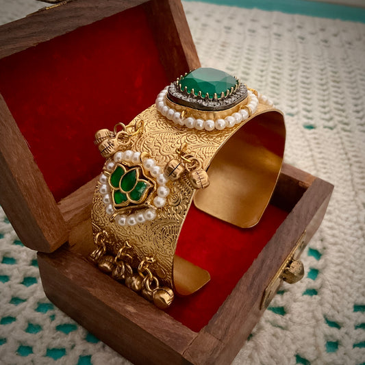 Mohana gold plated paachi kundan ghungroo green stone hand kada