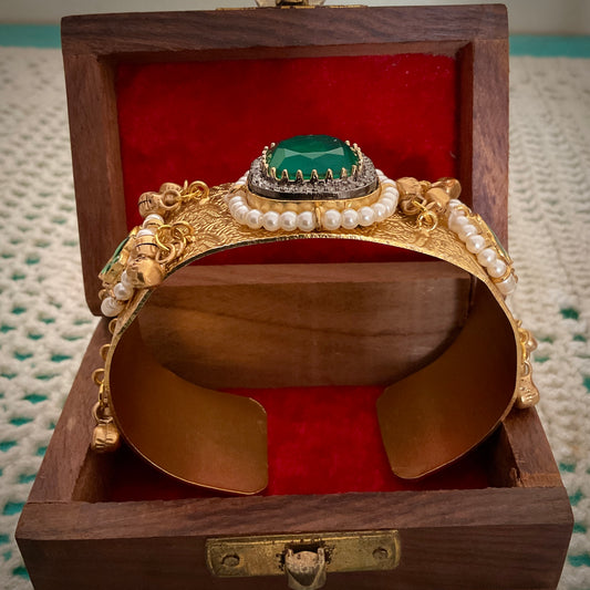 Mohana gold plated paachi kundan ghungroo green stone hand kada