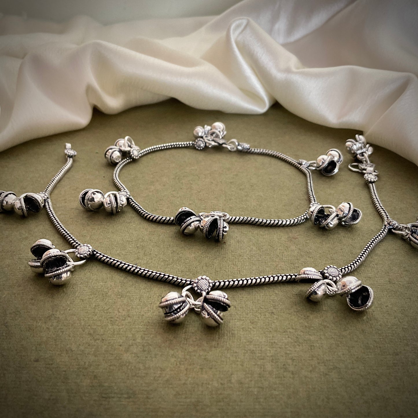 Paakhila oxidised ghungroo payal pair of anklet